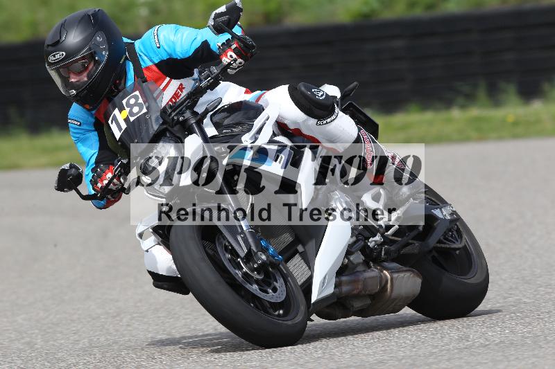 Archiv-2025/10 23.04.2025 Cornu Master School ADR/rot-rouge/24